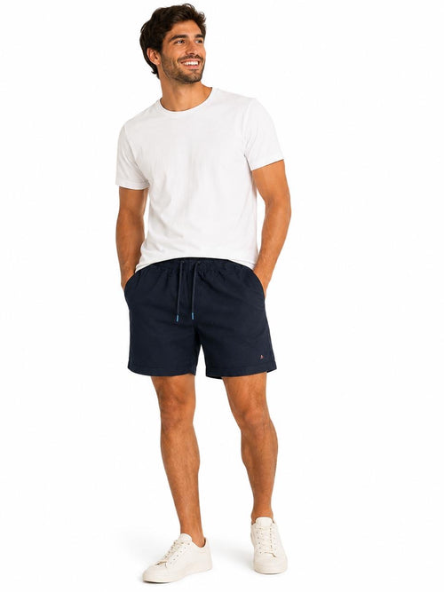 Short sarja Aramis