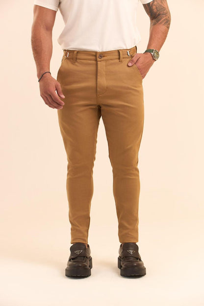 Calça com ajuste na Lateral