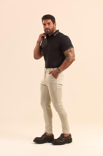 Calça com ajuste na Lateral