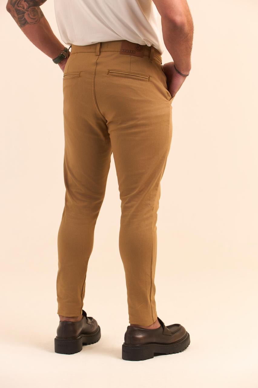 Calça com ajuste na Lateral