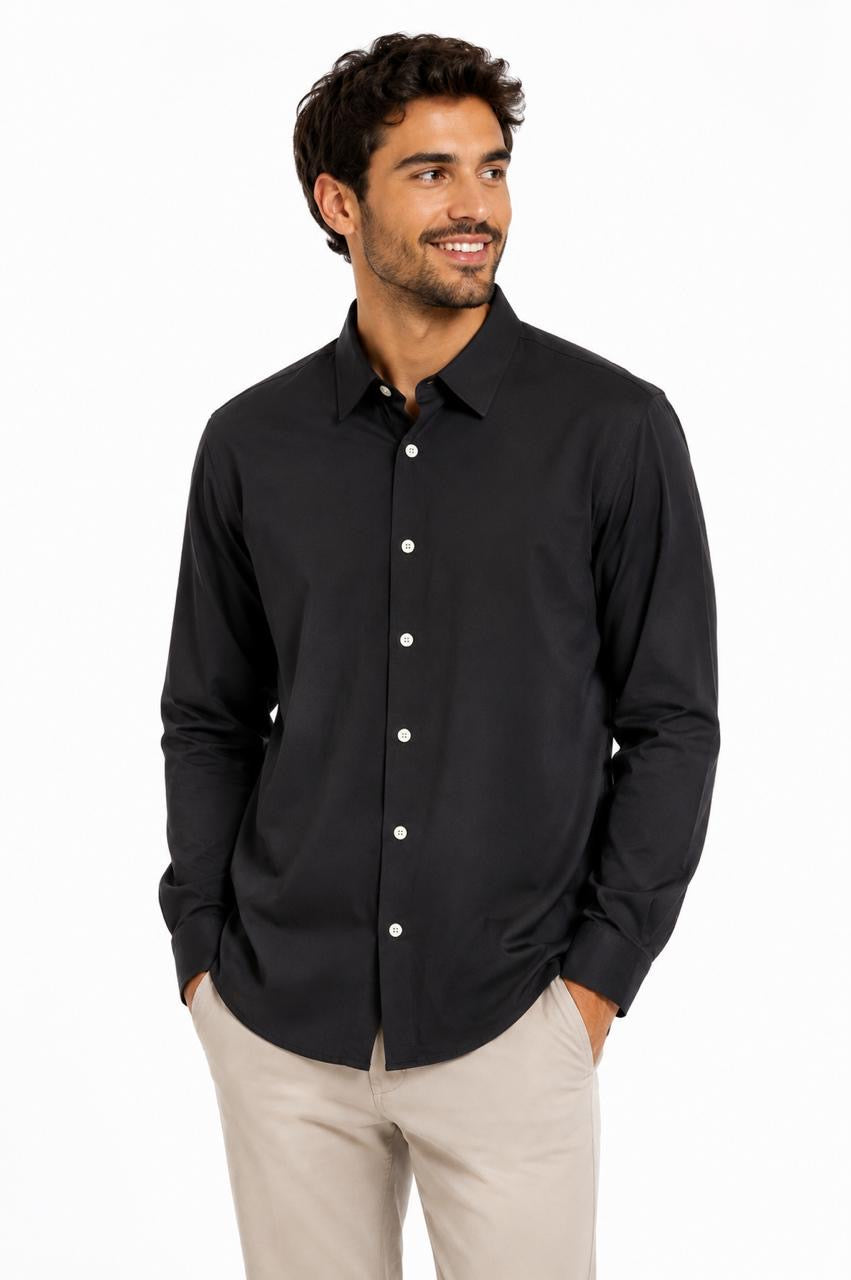 Camiseta Manga longa Aramis

A Camisa Icon Aramis Slim une a sofisticação do corte slim com o conforto do tecido em algodão com elastano, garantindo caimento perfeito e liberdade de movimento. Ideal para quem busca uma camisa versátil e elegante