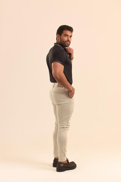 Calça com ajuste na Lateral